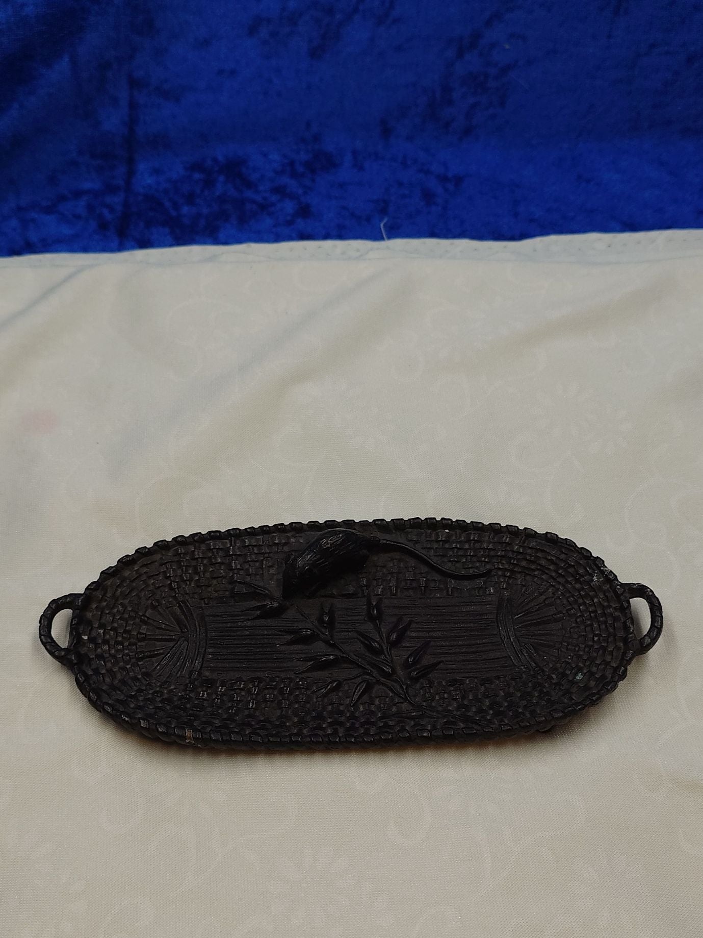 Vintage metalfad